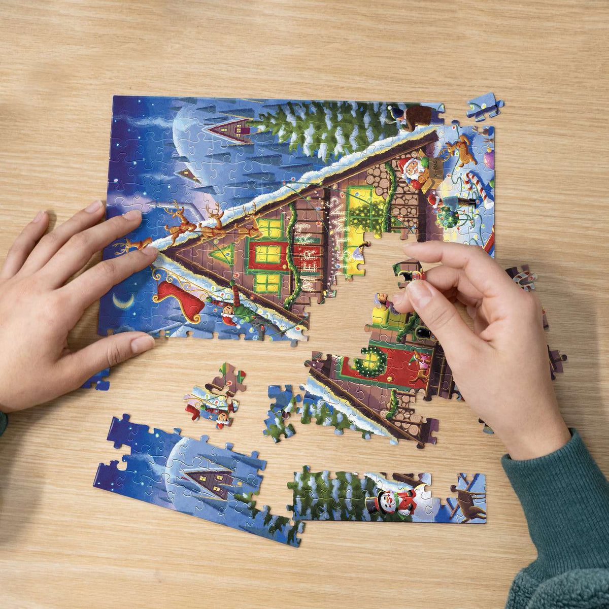 Christmas Cabin | 210 Piece Personal Puzzle